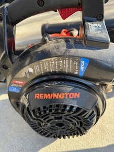 lot 5 image: Leaf Blower  Vac