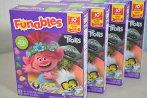 4ct Box of Funables Trolls Fruit Gummy Snacks