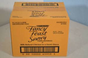 Case of Purina Fancy Feast Savory Puree Naturals Cat Treats Best By 082023