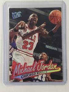 Michael Jordan 96-97 Fleer Ultra No. 16
