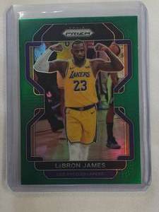 LeBron James 2021-22 Panini Green Prizm No. 91