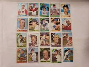 Lot of 20 1966 Topps MLB Cards