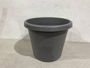 20x16 Grey Planter