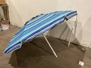 7ft Beach Umbrella - Blue Stripes