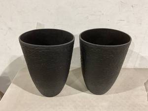 Worth Garden 21 H Tall Planters - Black