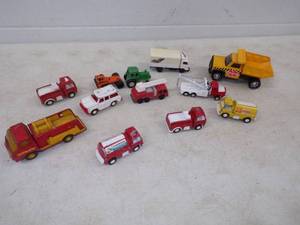 lot 30 image: Die Cast Toy Trucks