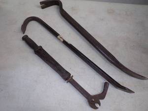 lot 73 image: Nail Puller and 2 Pry Bars