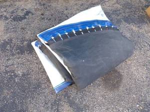 lot 40 image: Inflatable Water Toy Trampoline