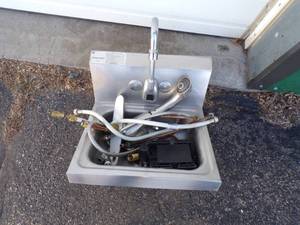 lot 45 image: Stainless Steel Hands Free Sink with Kitchen Faucet
