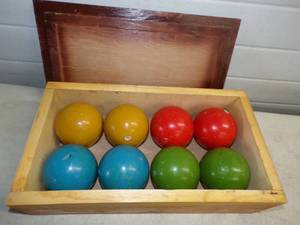 lot 55 image: Bocce Ball Game