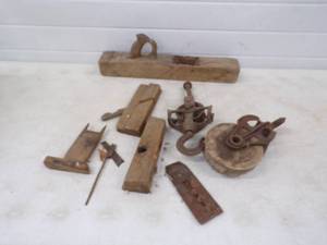 lot 124 image: Vintage Wood Rollers and Wood Plane