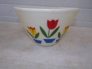 lot 131 image: Fire King Bowl