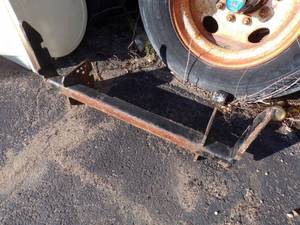 lot 151 image: Snow plow mount