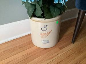 Redwing Crock