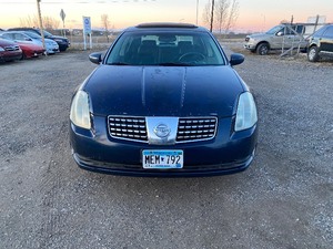 2004 Nissan Maxima