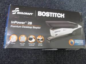 lot 15 image: SKILCRAFT Spring Powered Stapler, 2...