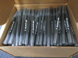 lot 39 image: BIC Round Stic Xtra Life Ballpoint ...