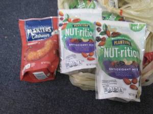 lot 146 image: 6 Planters Snacks...