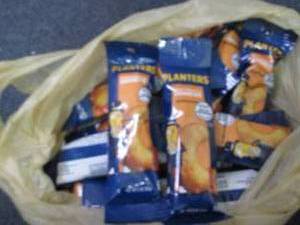 lot 176 image: 12- 1.5 oz Planters Honey Roasted C...