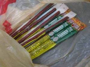 lot 181 image: 12 Slim Jims Tabasco Beef Sticks...
