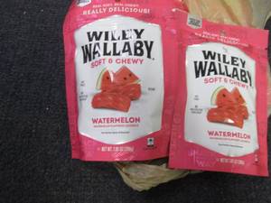 lot 187 image: 6- 7.05 Wiley Wallaby Watermelon Li...
