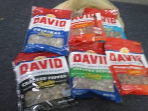 lot 190 image: 6- 5.25 oz David Assorted Sunflower...