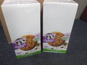 lot 196 image: 2- 12 pks 4 oz Lenny & Larrys Oatm...