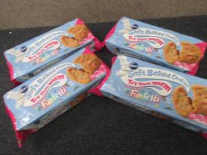 lot 240 image: 4- 9.53 oz Pks Pillsbury Funfetti S...