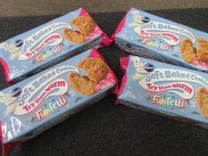 lot 244 image: 4- 9.53 oz Pks Pillsbury Funfetti S...