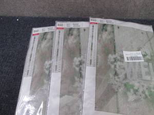 lot 264 image: 3 Welcome Diamond Painting Kits...