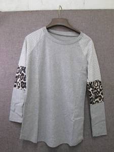 lot 268 image: 10 Ladies Small Long Sleeved T Shir...