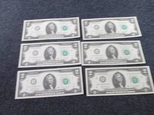 lot 464 image: 6 Sequential Uncirculated $2 Bills...