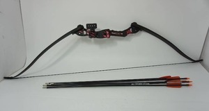 lot 52 image: Barnett BlackCat Recurve Bow