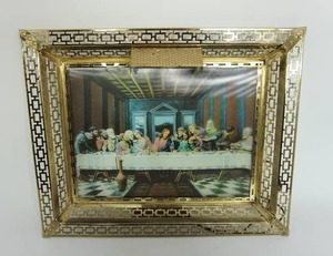 lot 74 image: Vintage Holographic 3-D Lords Last Supper Ornate Gold Metal Framed Gallery Lighted...