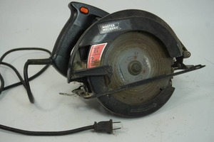 lot 94 image: Garage Shop Power Hand Tools Master Mechanic 2HP Circular Saw Model MM8550 7.25 in...