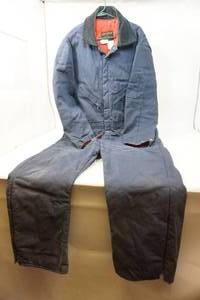 lot 124 image: Zero-Zone By Walls Premium Insulated Apparel Blue Coveralls Mens X-Large