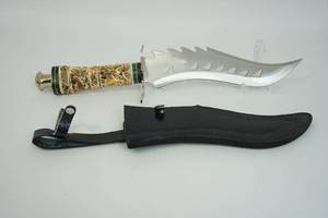 lot 129 image: Unique Swords Knives Machetes Knife Sets for the Collector Hunter.