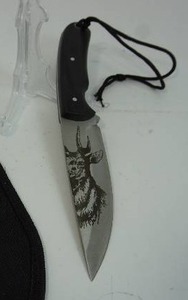 lot 168 image: Unique Swords Knives Machetes Knife Sets for the Collector Hunter-Fixed Knife 5-Inch Blade Buck Emblem