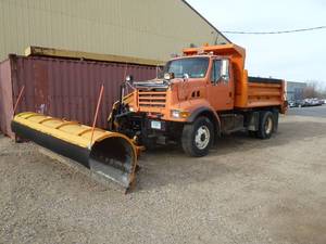 2000 Sterling Snow Plow