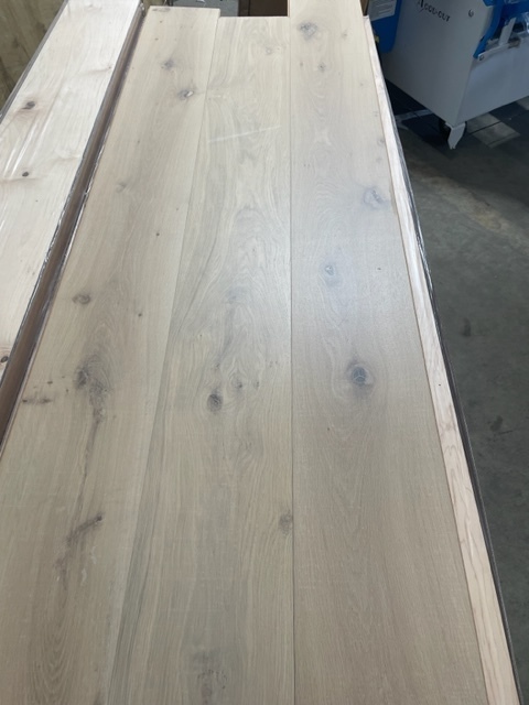 337 SF of Westport Cape Engineered Hardwood Flooring 9x81 - Sundial Oak - Extra Long Planks - WO
