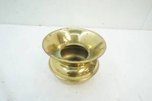 lot 44 image: spittoon