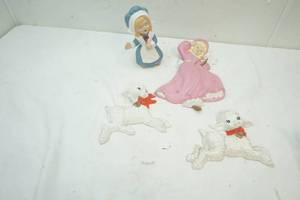 lot 45 image: Little Bow Peep and her two sheep