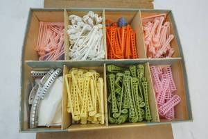 lot 66 image: hair curler set