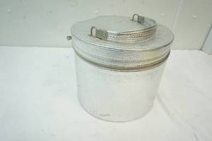 lot 103 image: Silver Hat Box
