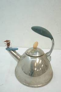 lot 120 image: Tea Pot