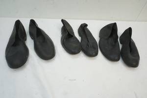 lot 137 image: 3-Size Large Rubber Over Shoes