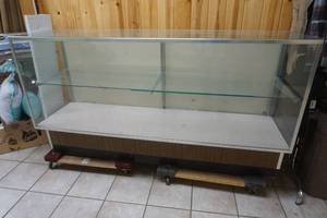 lot 172 image: Glass Show Case Display