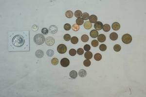 lot 234 image: vintage coins