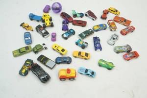 lot 240 image: die cast cars