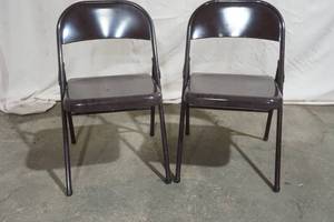 lot 241 image: folding chairs
